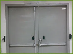 Miami Elite Locksmith Miami, FL 305-704-9592 - panic-bar-fresh-installation